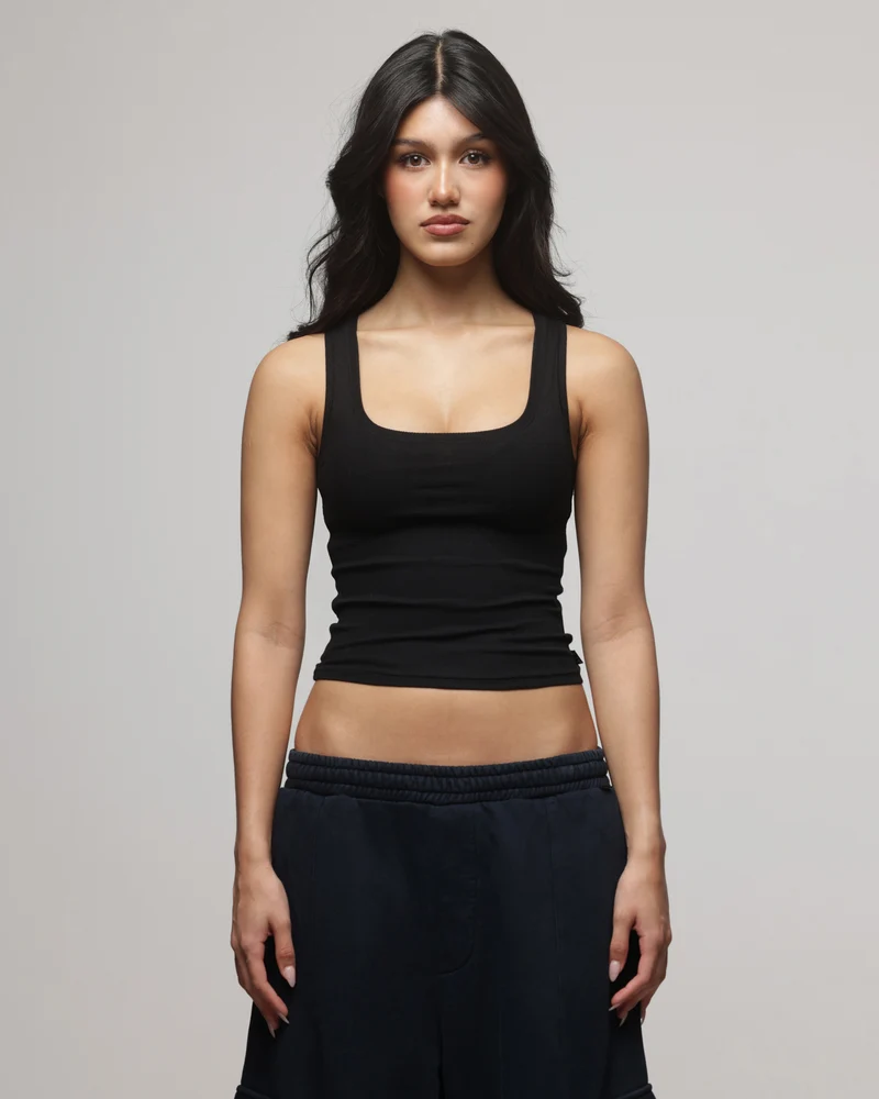 American Thrift Women's Scoop Neck Tank Black