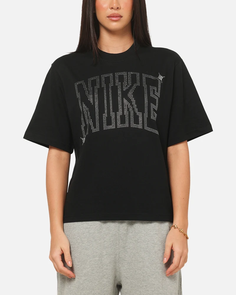 Nike Women's Sportswear Classic Boxy Loose T-Shirt Black