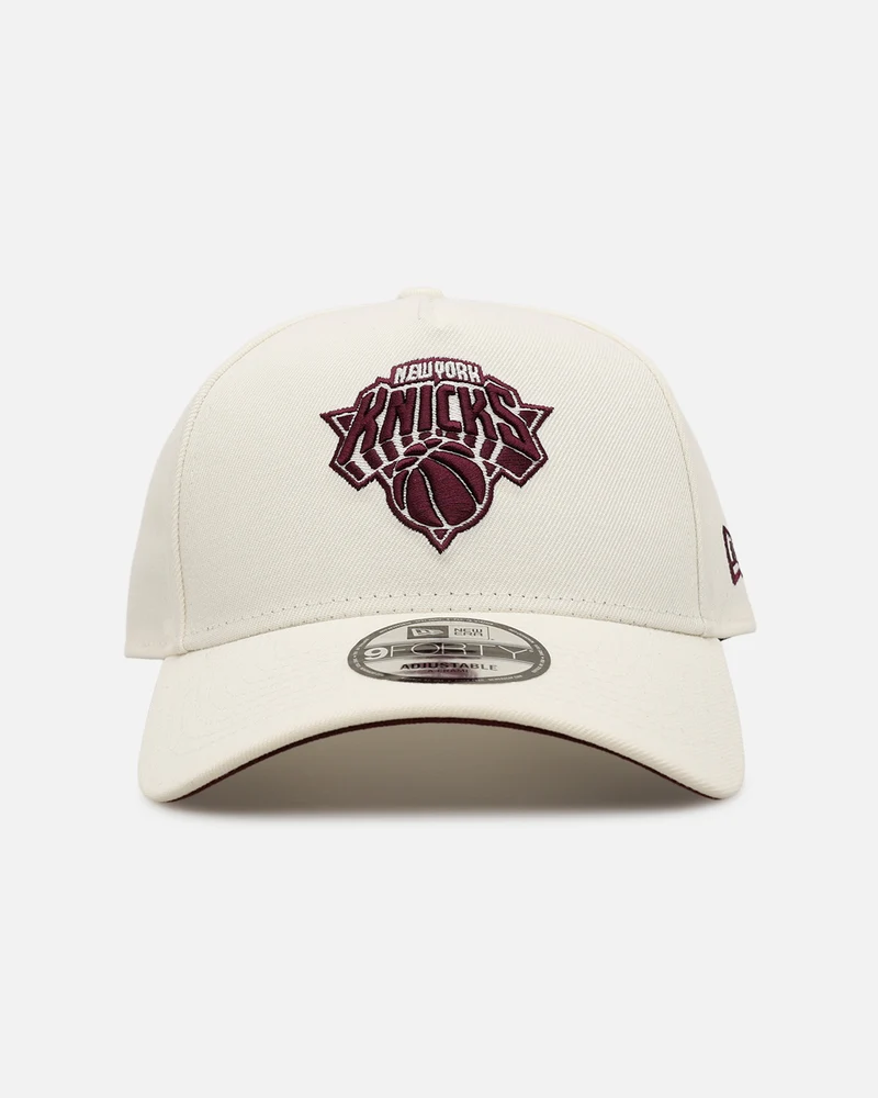 New Era New York Knicks 'Too Clean 2.0' 9FORTY A-Frame Snapback Chrome/Maroon