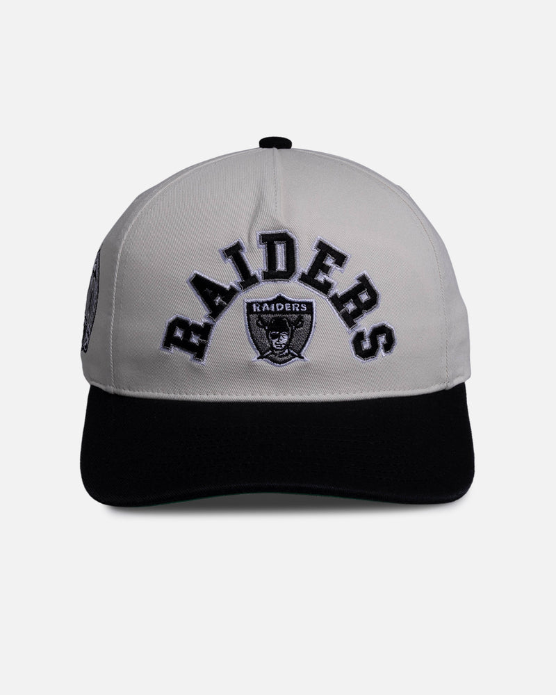 Mitchell & Ness Las Vegas Raiders 'Super Bowl Champions Origin' Deadstock Snapback White