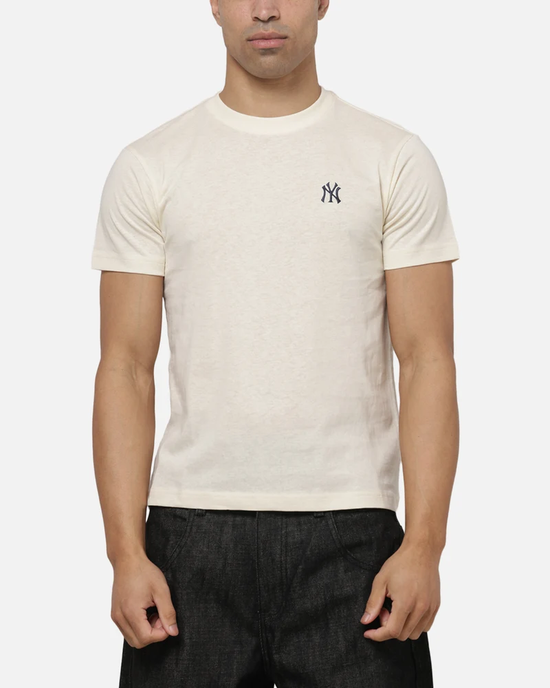 Majestic Athletic New York Yankees Baby Fit T-Shirt Butter