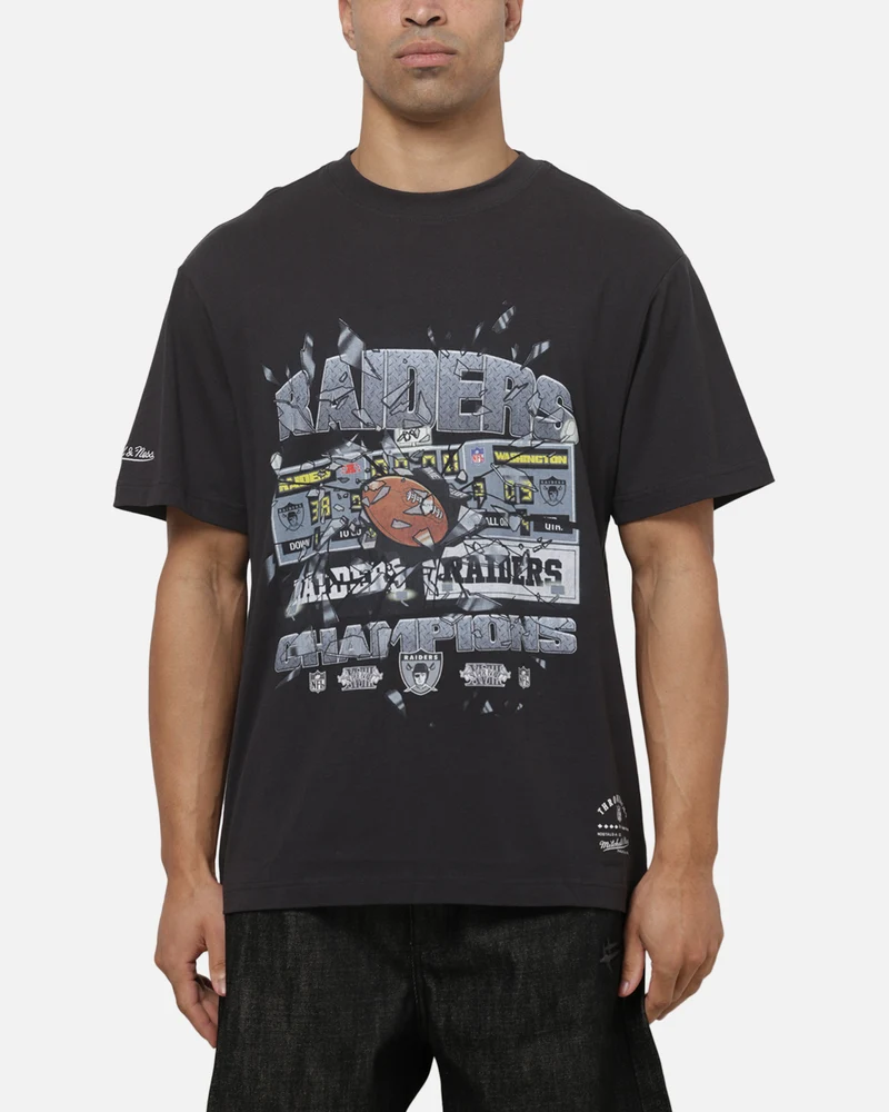 Mitchell & Ness Las Vegas Raiders Smashed Scoreboard T-Shirt Washed Black
