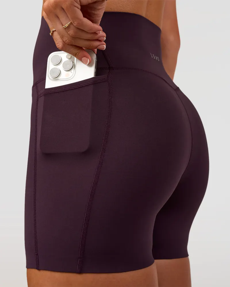 Elixir Ultra High-Rise 4" Short Pockets - Midnight Plum