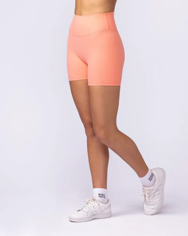 Everyday High Rise Midway Shorts - Peachy
