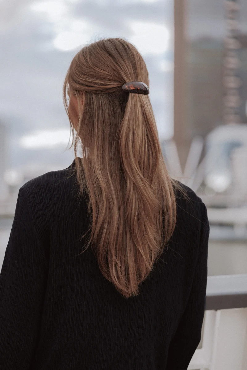 Sakara Hair Clip - Tort