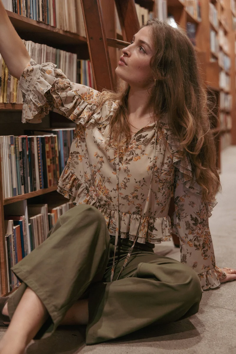 Caecilia Frill Top - Beige Floral