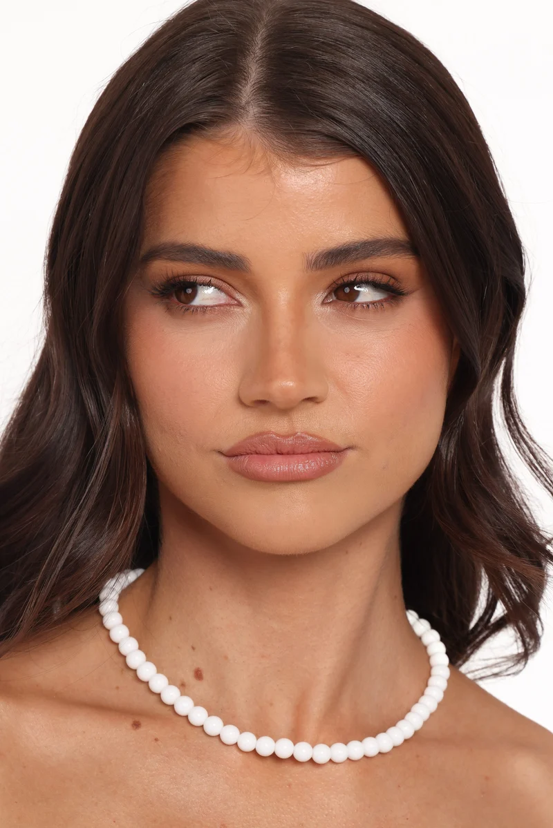 Skylar Necklace - White