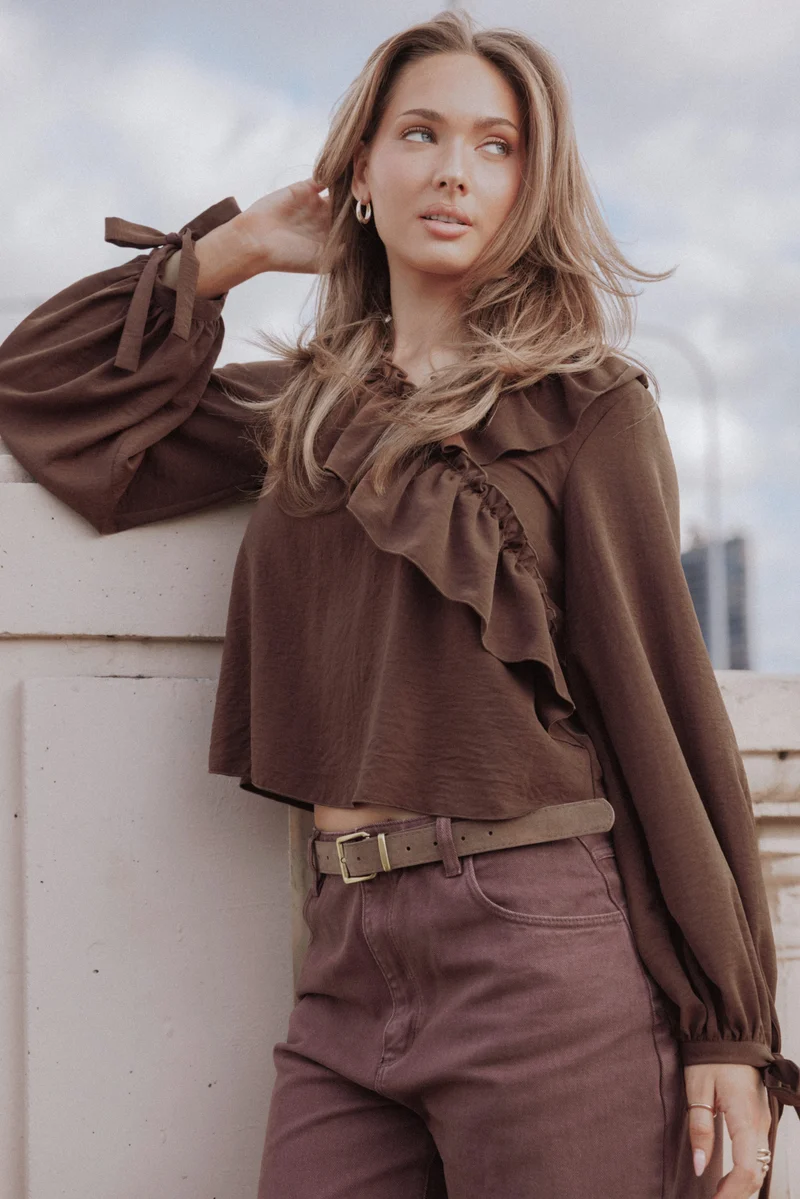 Quinley Ruffle Top - Chocolate