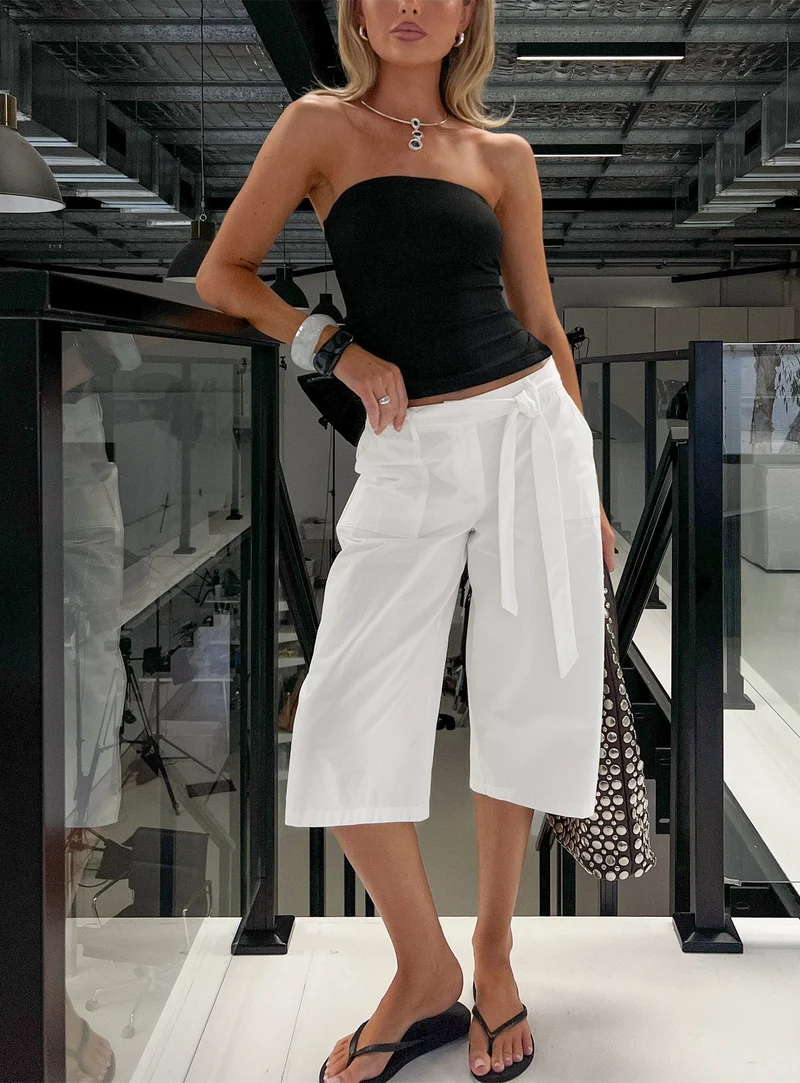 Khori 3/4 Longline Shorts White