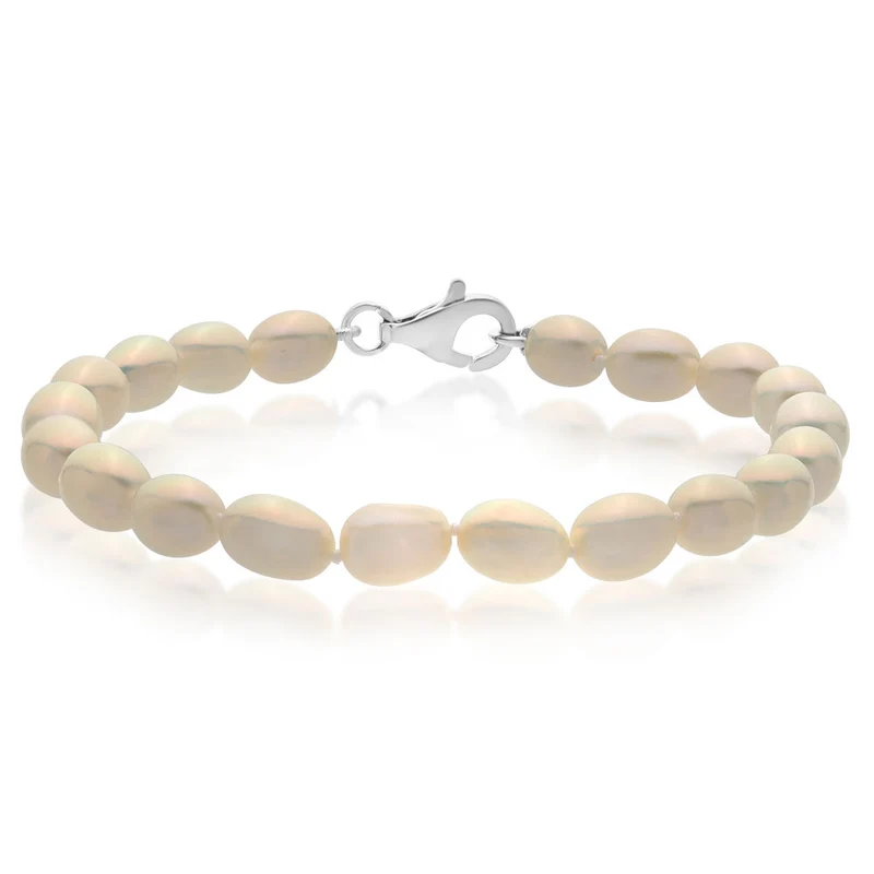 Pink Freshwater Pearl Bracelet in Sterling Silver