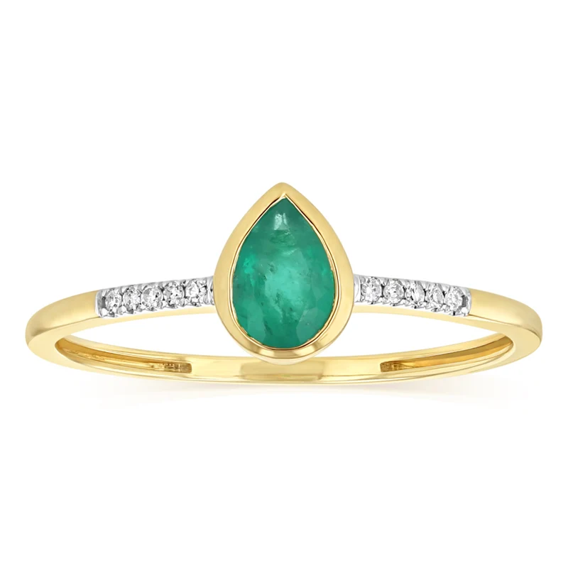 Created Emerald and Diamond Ring in 9ct Yellow Gold