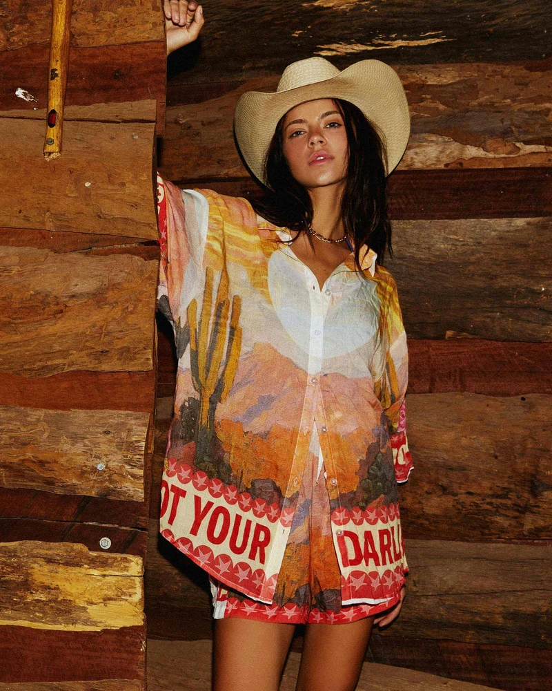 THE VACAY SHIRT - DARLIN'