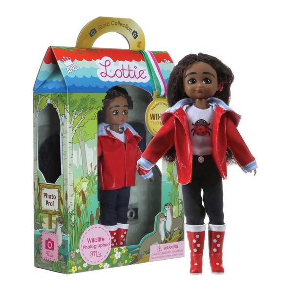Lottie Doll Wildlife Photographer Mia