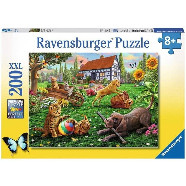 Ravensburger Playing In The Yard 200 Piece