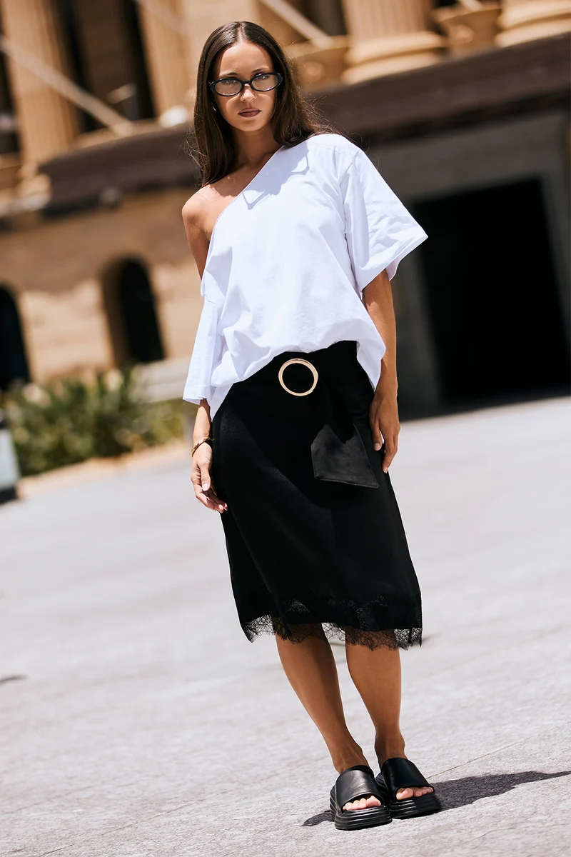 L&t Off Shoulder Relaxed Tee White