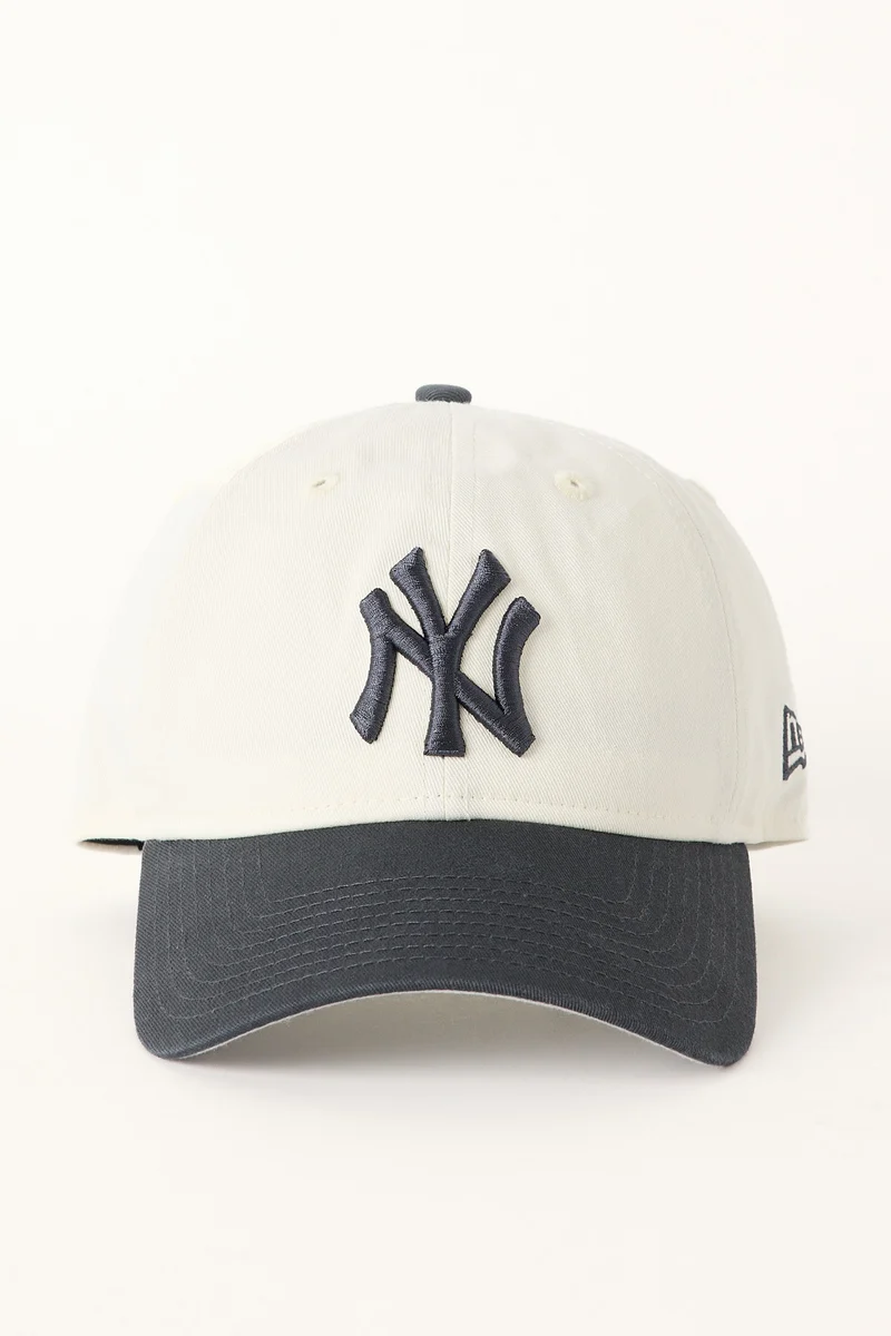 New Era 920 New York Yankees Cap Chrome White/Steel Clouds