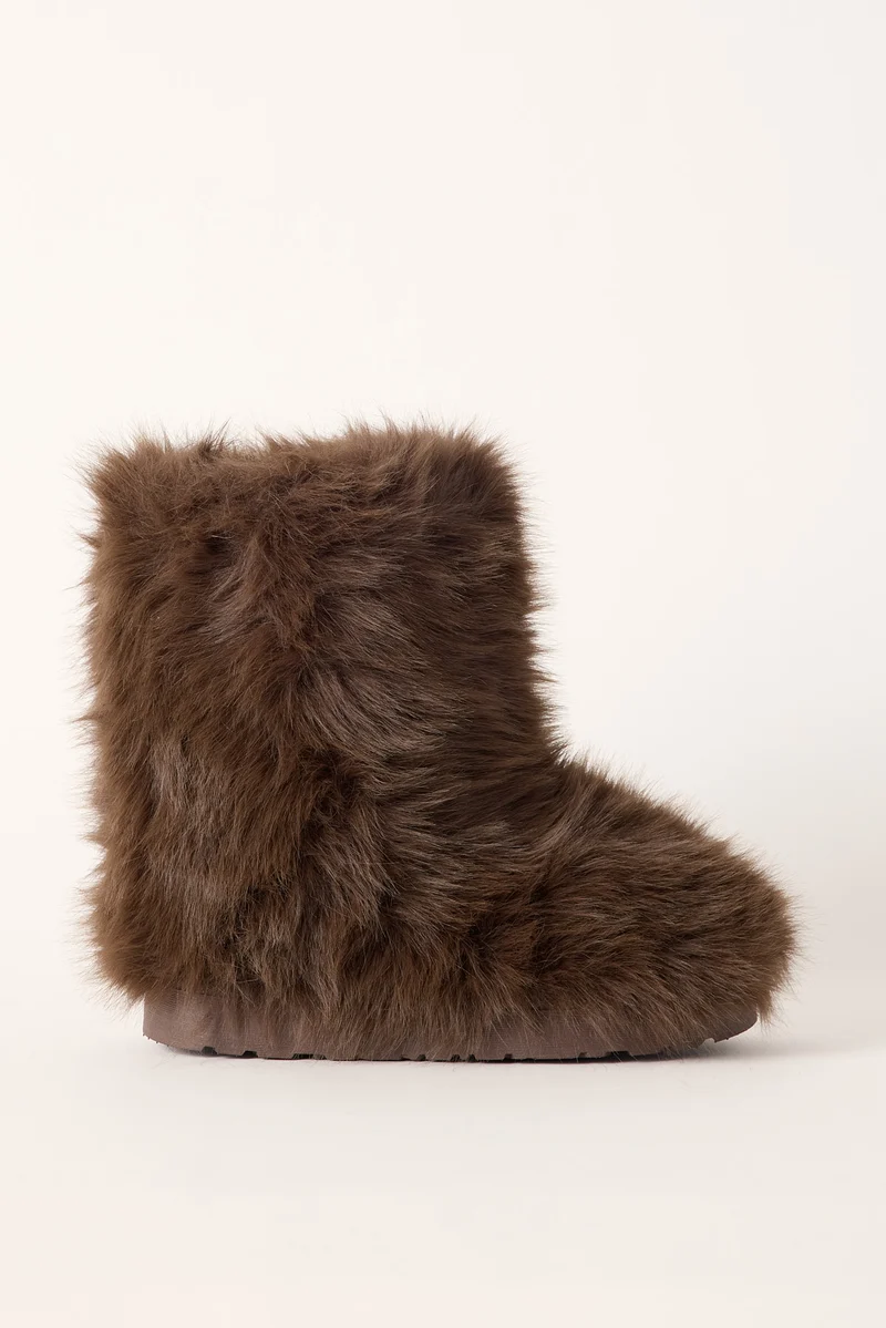 Therapy Womens VOLT FLUFFY BOOT Brown
