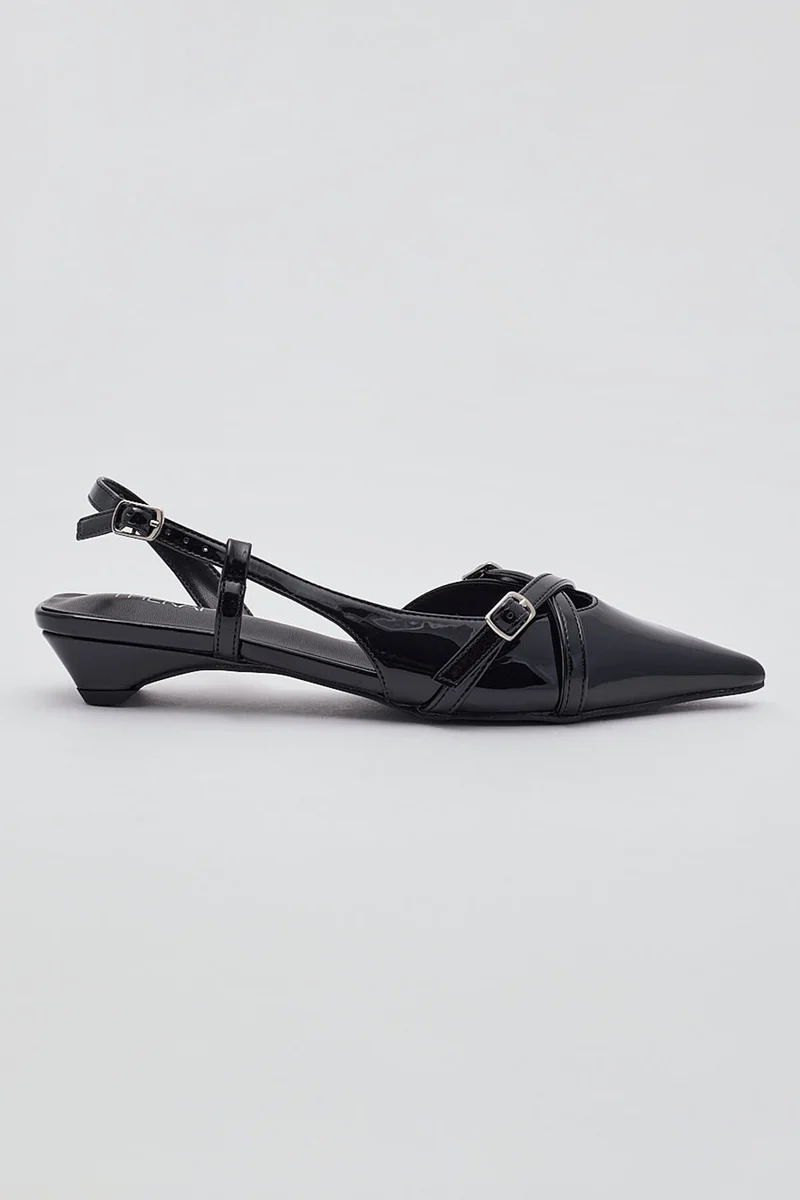 Therapy Womens Contender Patent Flat Black