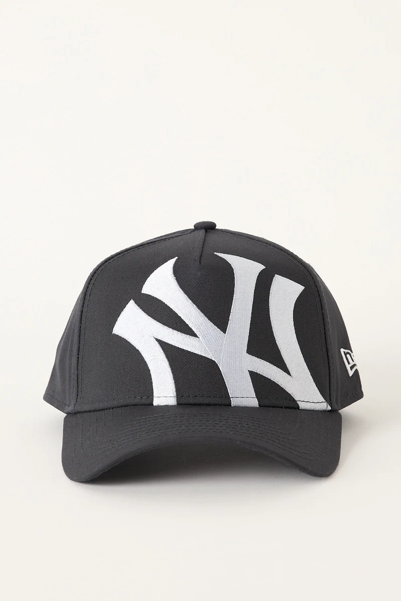 New Era Oversize Tilt 9Forty A-Frame New York Yankees Cap Grey