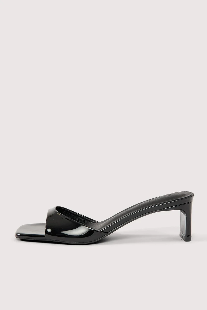 Billini Womens Yadira Heel Black
