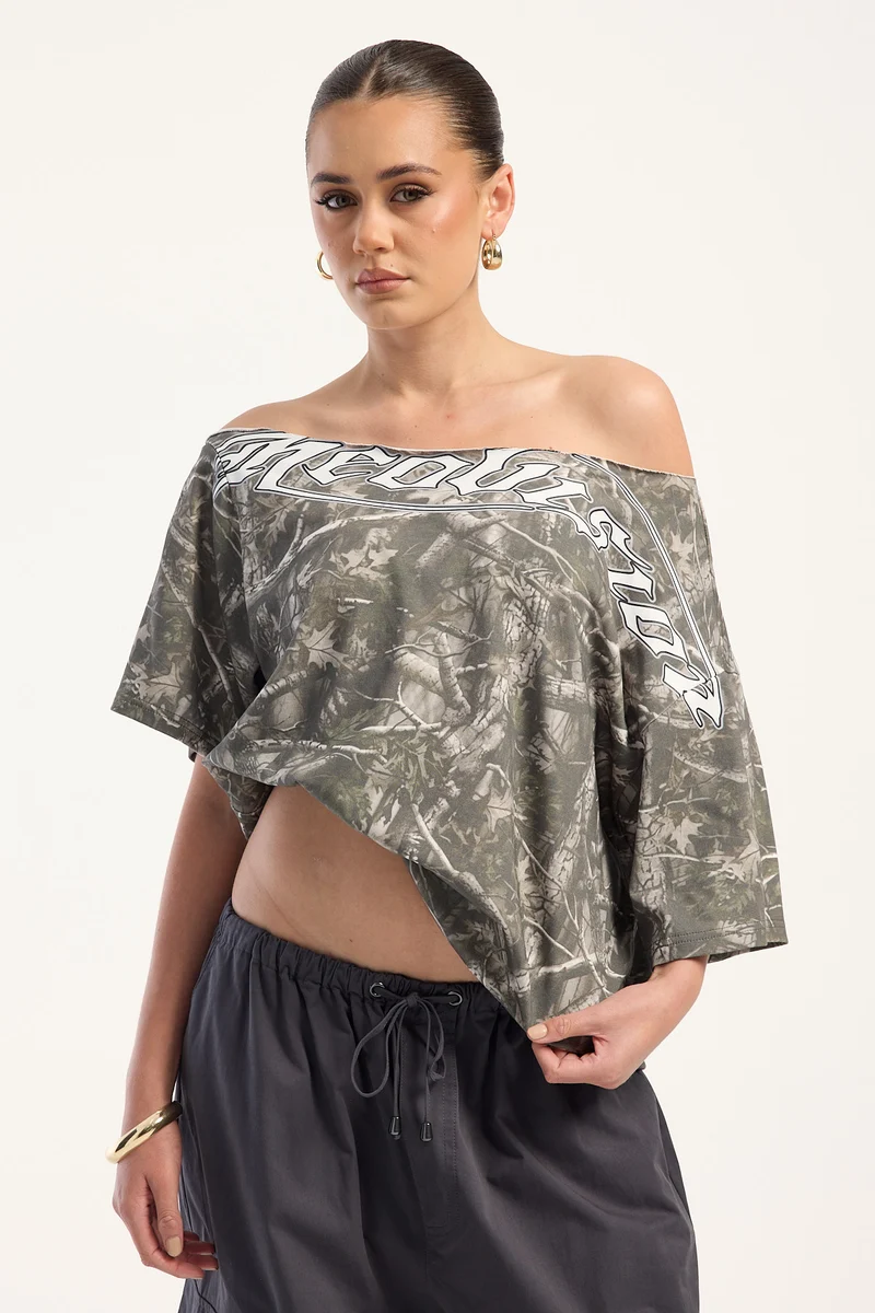 Neovision Terrain Off Shoulder Relaxed Tee Camo