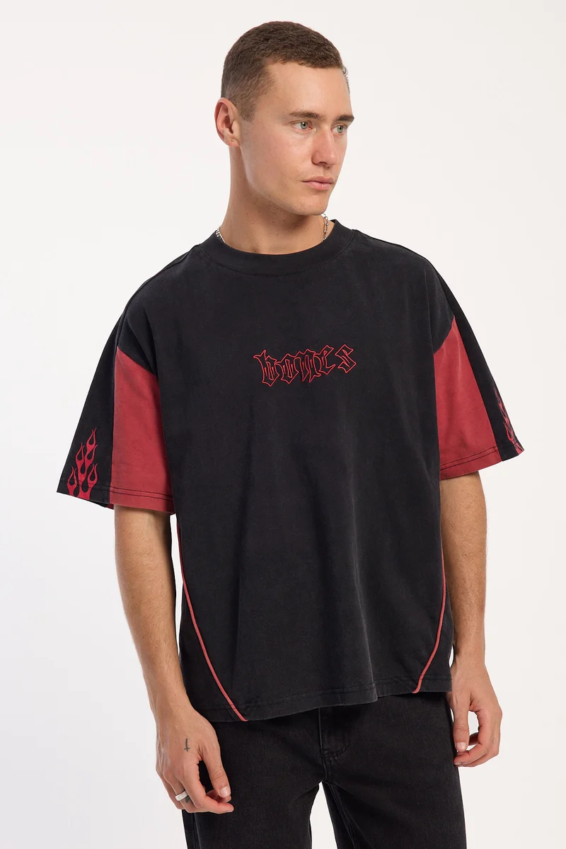 Billy Bones Club Flamed Steeze Panel Tee Black/Red