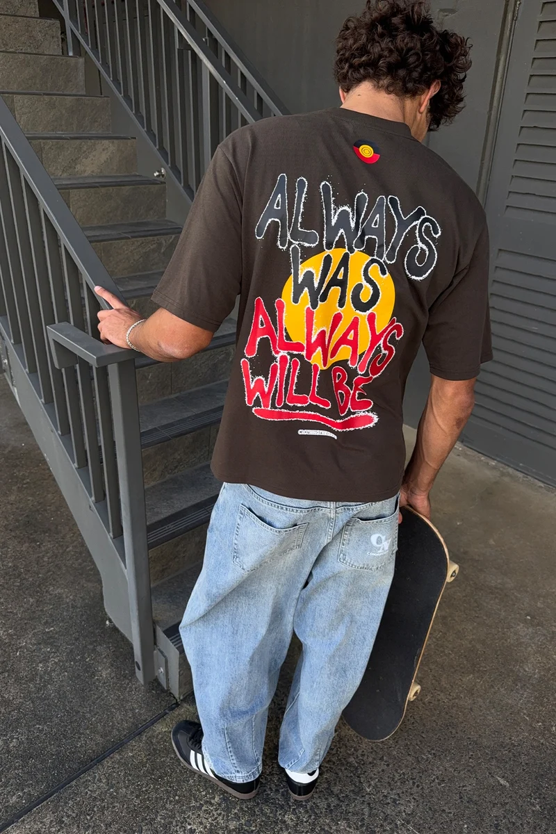 Clothing The Gaps Resistance Heavyweight Tee Brown