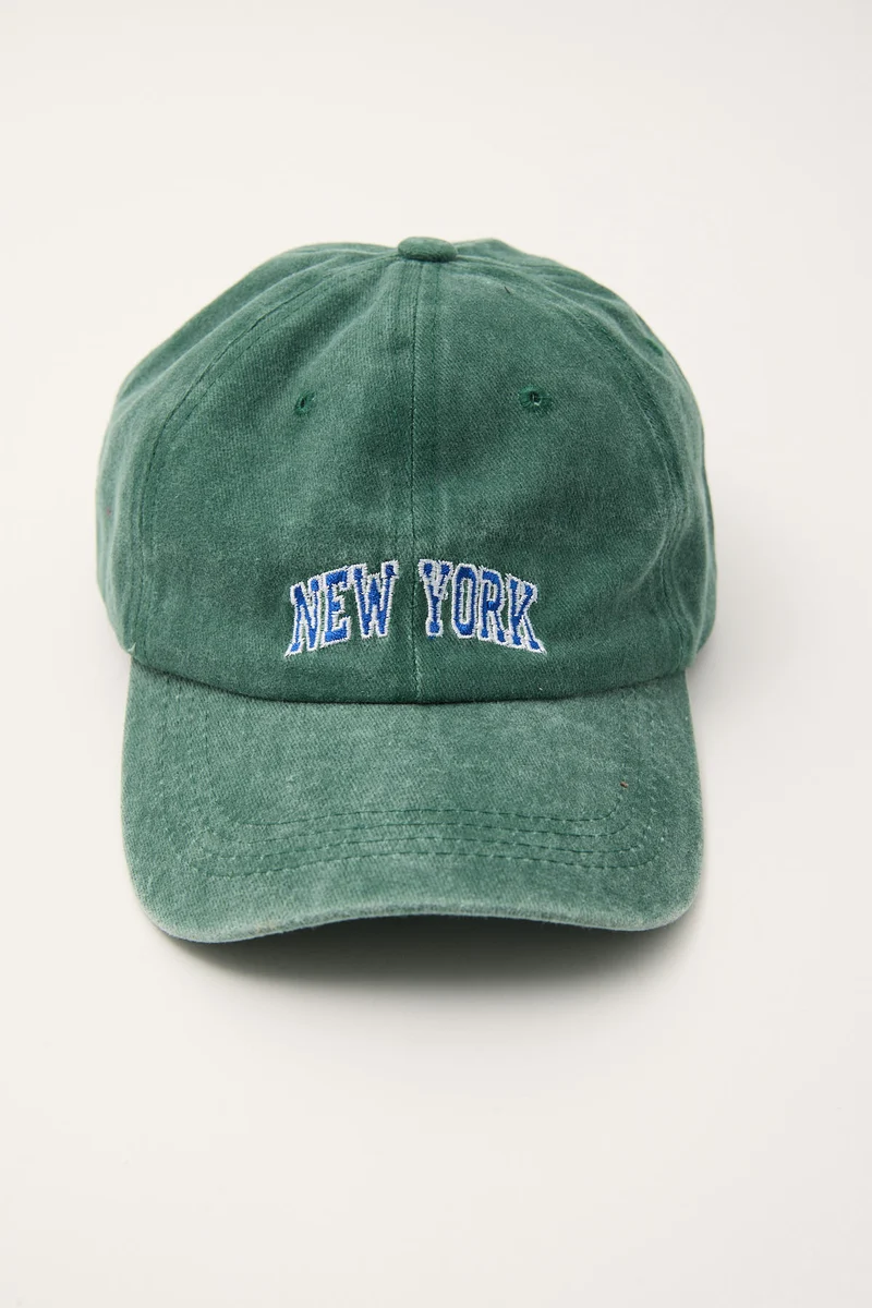 Token Washed Embroidered New York Cap Washed Green