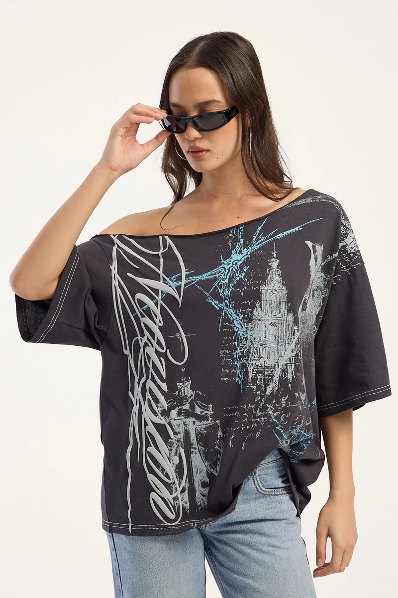 Neovision Extinction Off Shoulder Relaxed Tee Washed Black
