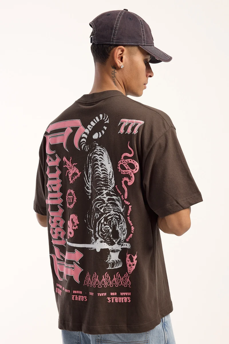Kiss Chacey Zion Street Tee Hot Fudge