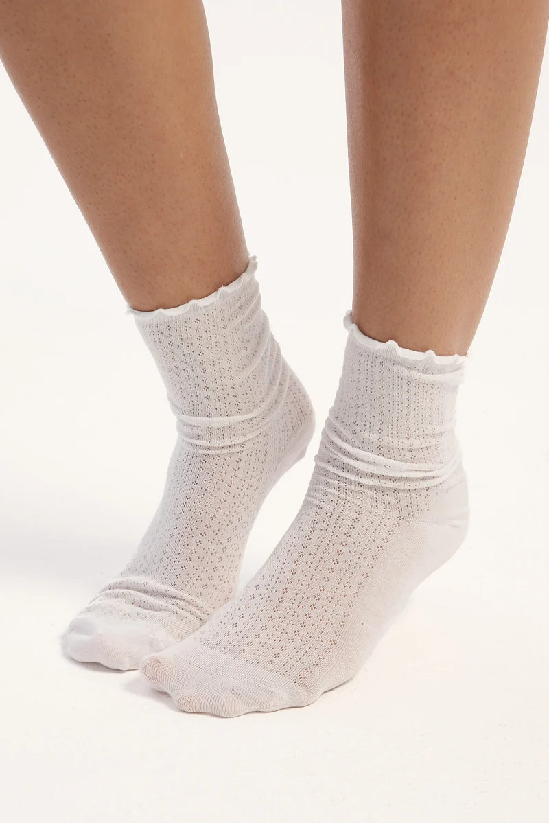 Token June Pointelle Socks White