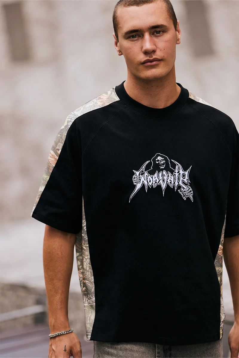 Worship Breaker Box Crop Raglan Panel Tee Black Camo