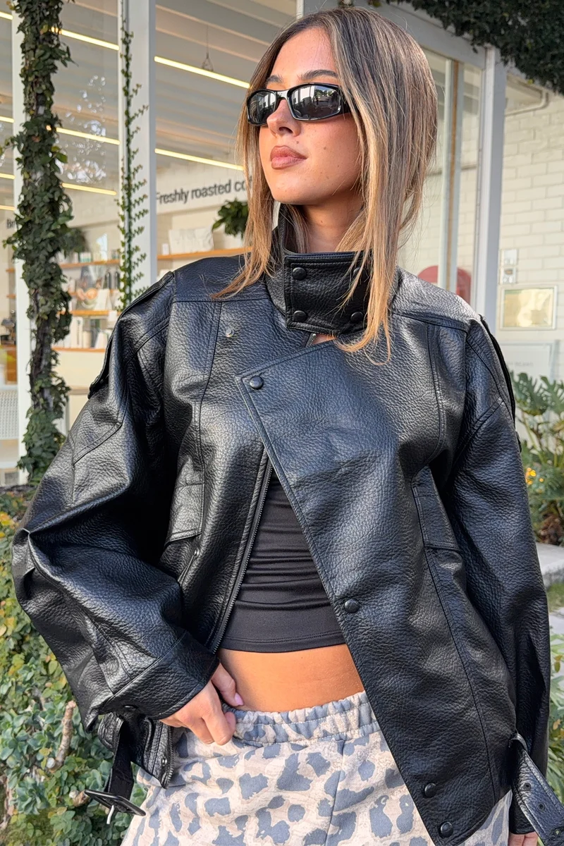 Lioness Rogue Bomber Onyx