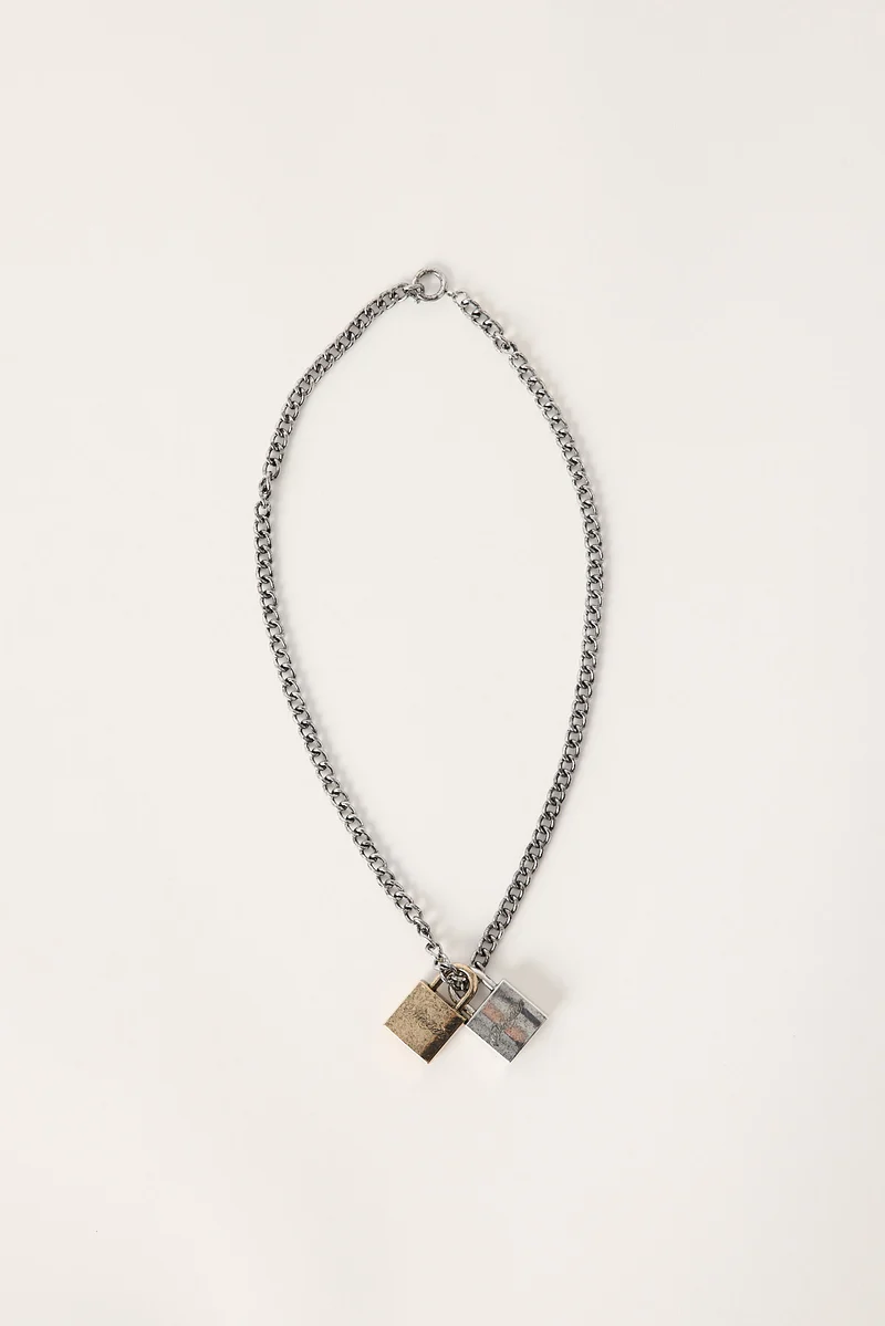 Neovision Crimson Lock Chain Necklace Silver