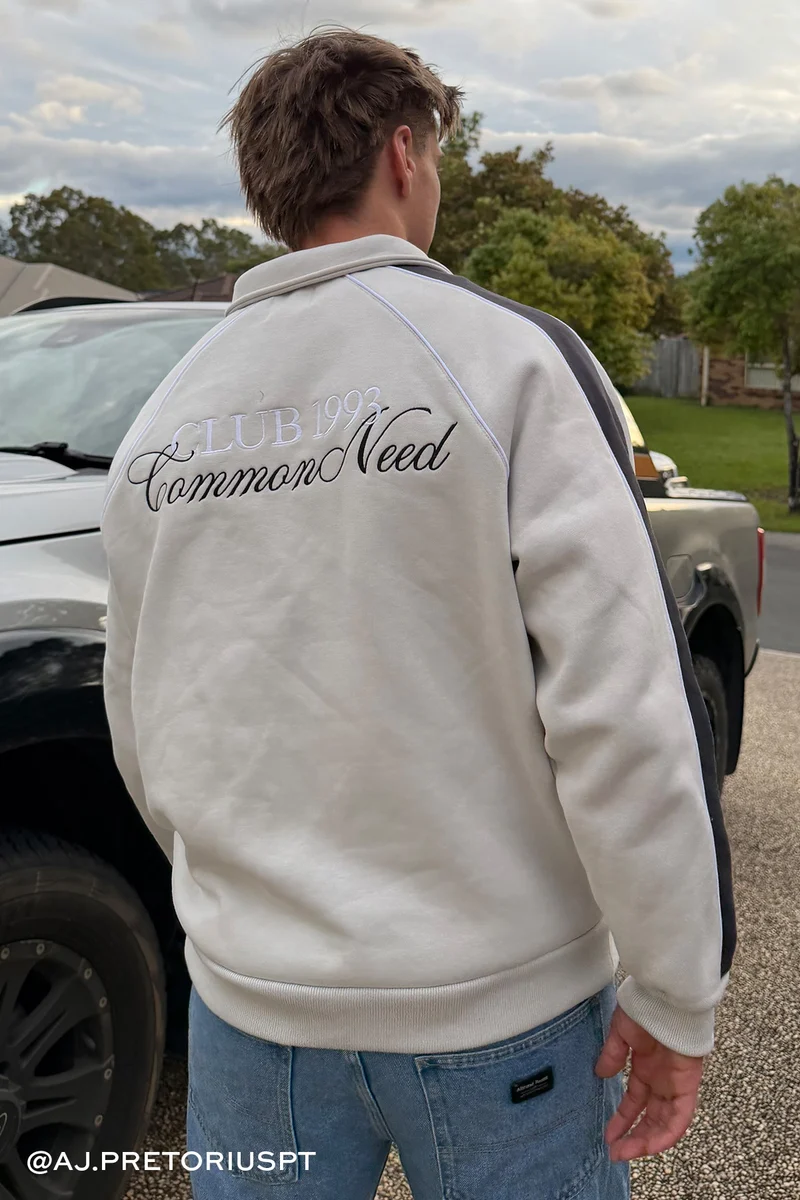 Common Need Club 93 Quarter Zip Sweater Ice Grey