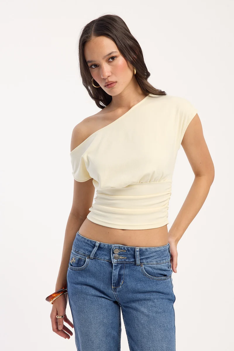 Luck & Trouble Luci Off Shoulder T-shirt Butter Yellow