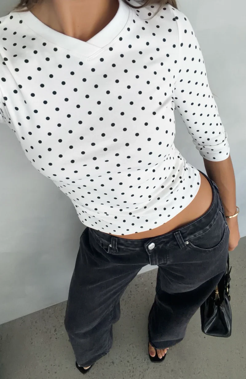 Easy To Admire V Neck 3/4 Sleeve Top White/Black Polka Dot