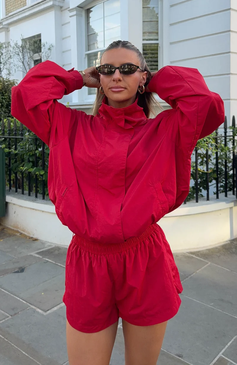 Love The Chase Shorts Red