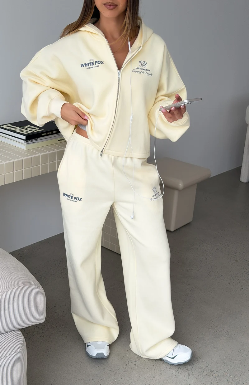 Never Missed Wide Leg Sweatpants Butter